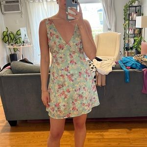 Green floral satin tie back mini dress. Size M. New w/ tags